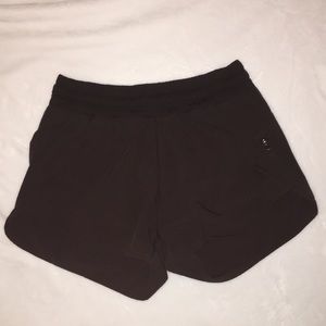 Tracker Short IV 4”